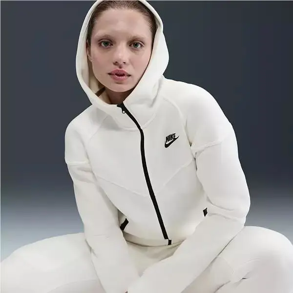 Nike clothing - White 2