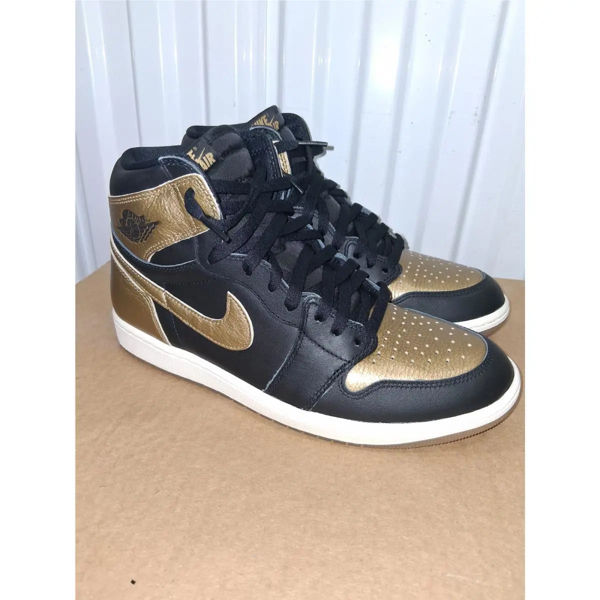 Nike shoes - Nike Air Jordan 1 - Air - Black 2