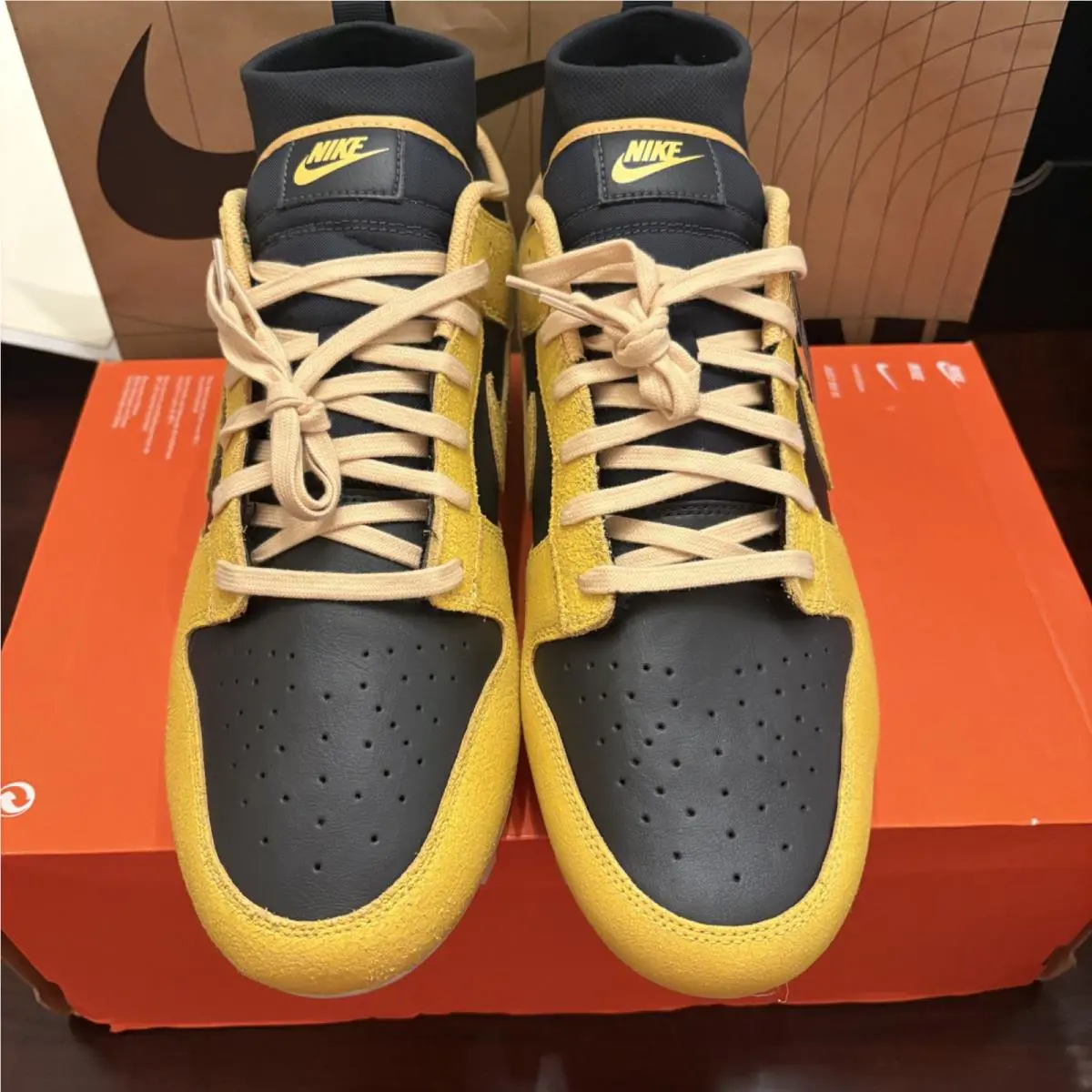 Nike shoes - Nike Alpha Menace Dunk SE - Anthracite / Solar Flare (UPC: 198486788816) 0