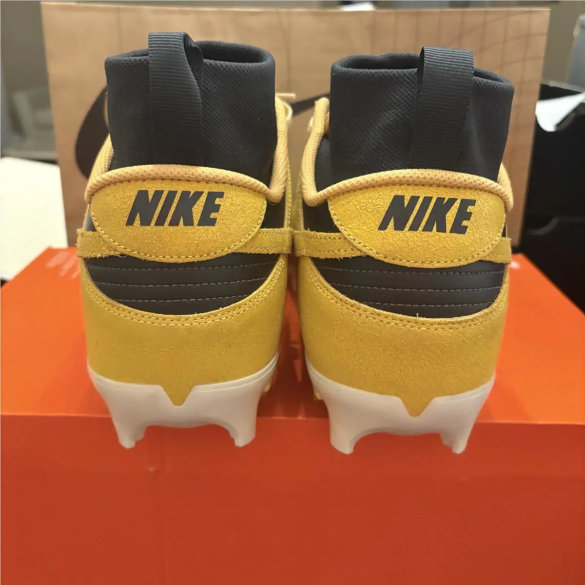 Nike shoes - Nike Alpha Menace Dunk SE - Anthracite / Solar Flare (UPC: 198486788816) 3