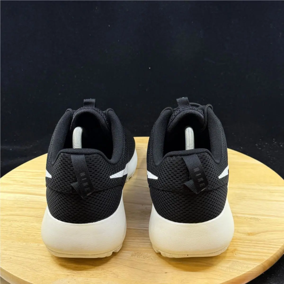Nike shoes - Black 4
