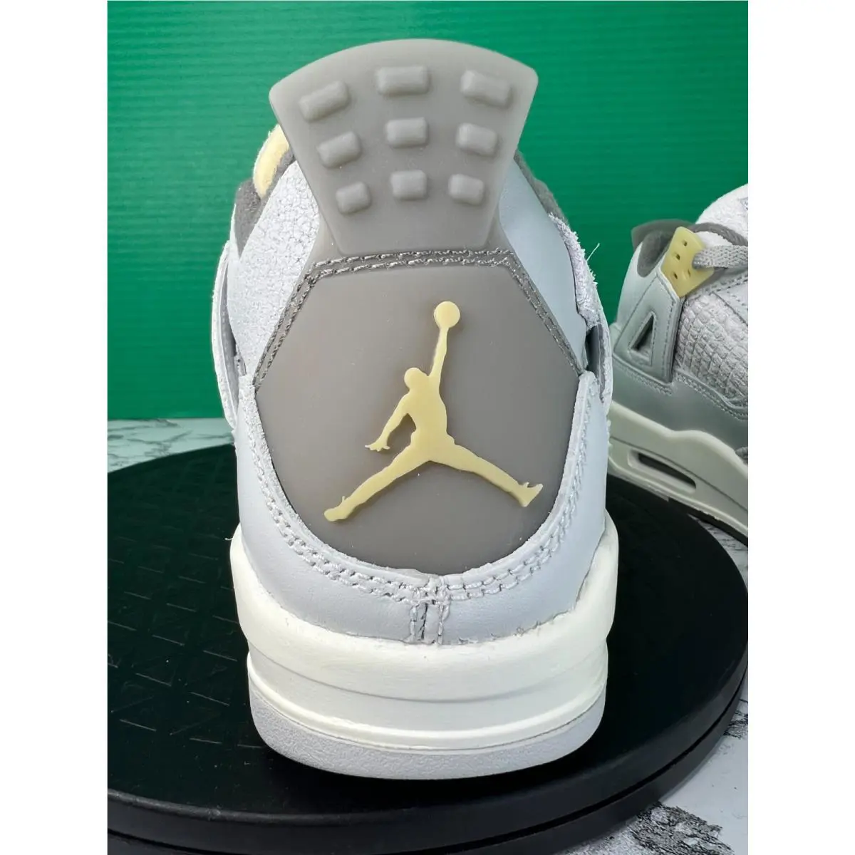 Nike shoes - Air Jordan 4 Retro SE (GS) - Gray (UPC: 00196154208123) 11