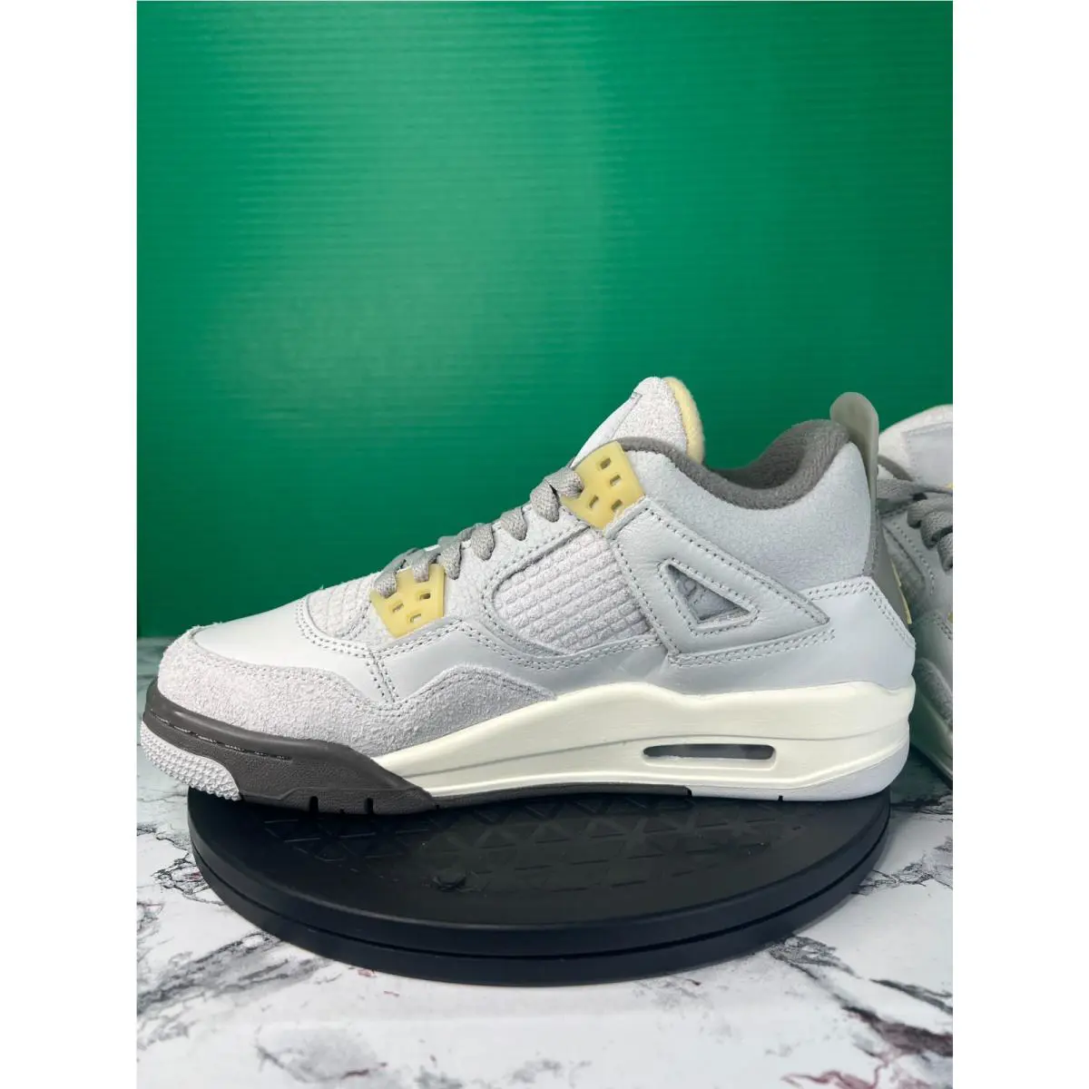 Nike shoes - Air Jordan 4 Retro SE (GS) - Gray (UPC: 00196154208123) 12