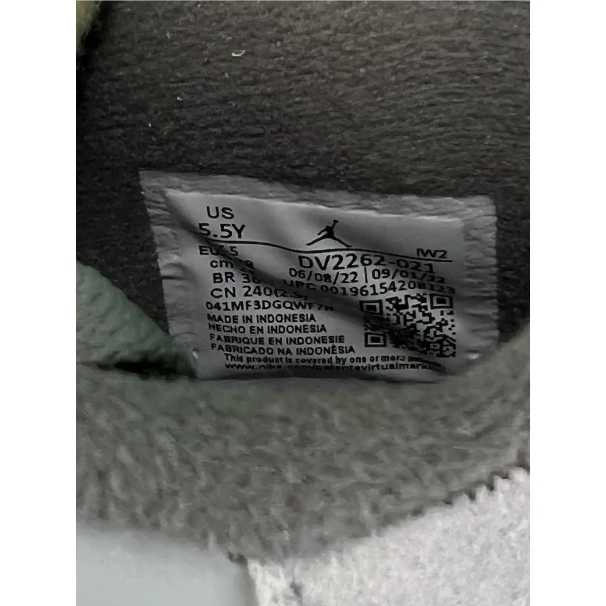 Nike shoes - Air Jordan 4 Retro SE (GS) - Gray (UPC: 00196154208123) 7