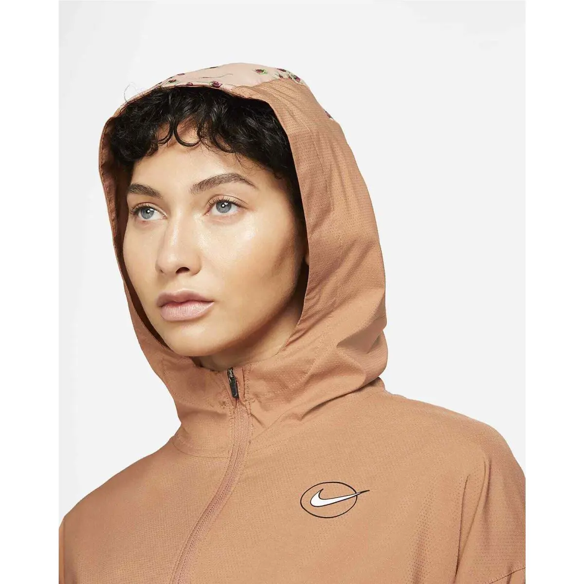 Nike clothing - Brown 1