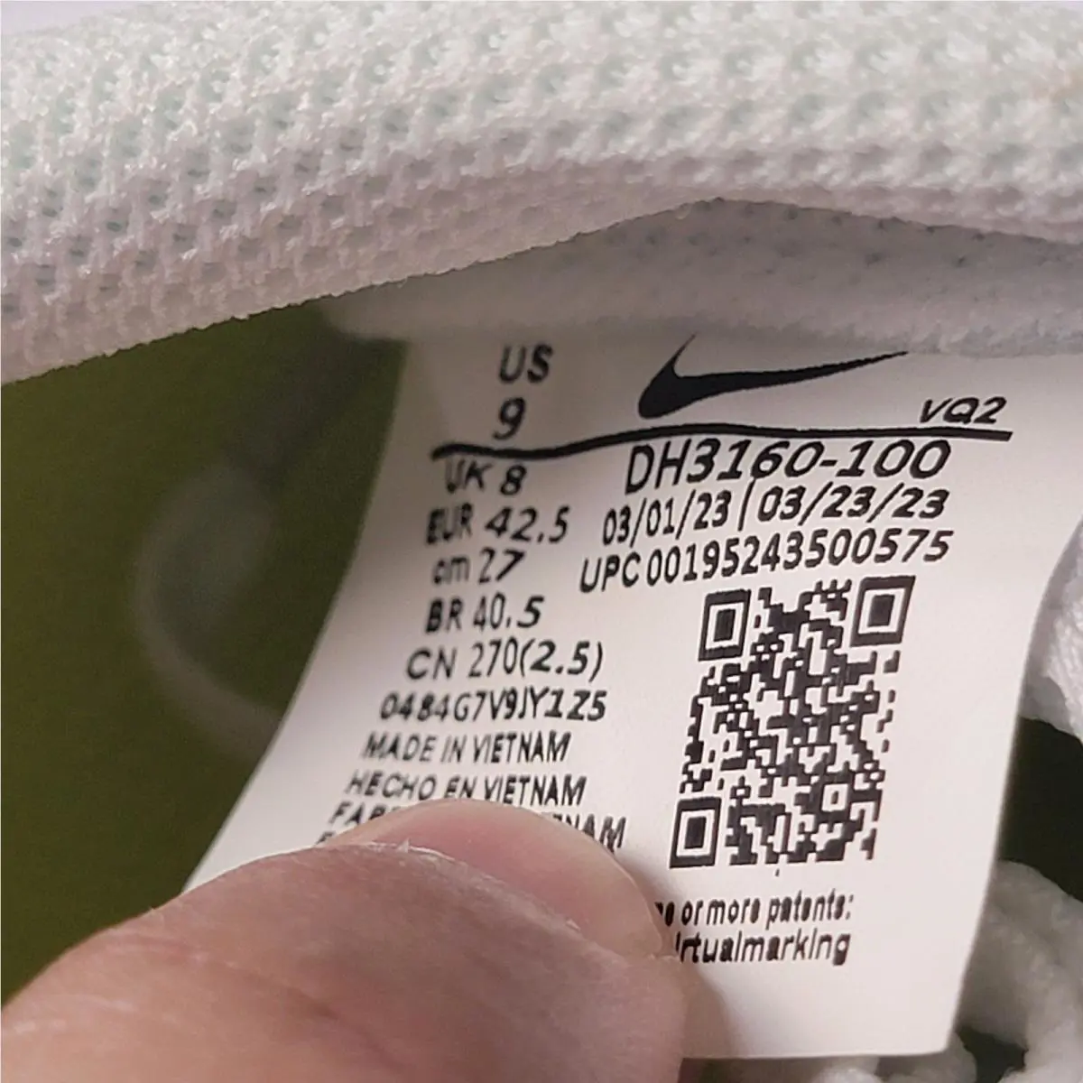 Nike shoes - White 6