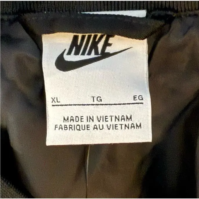 Nike clothing - Black (UPC: 0197860180659) 8