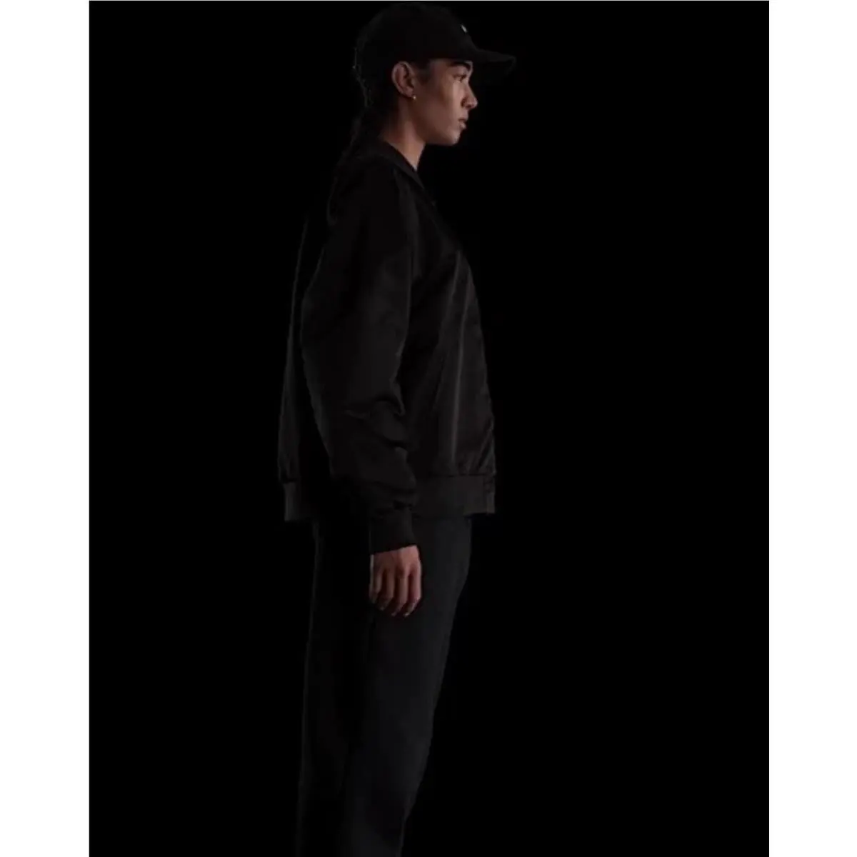 Nike clothing - Black (UPC: 0197860180659) 0