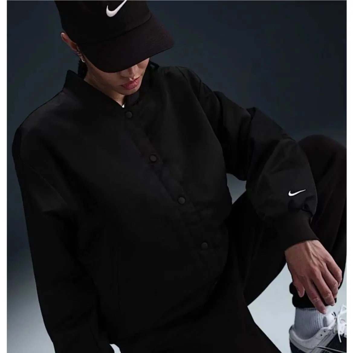 Nike clothing - Black (UPC: 0197860180659) 2