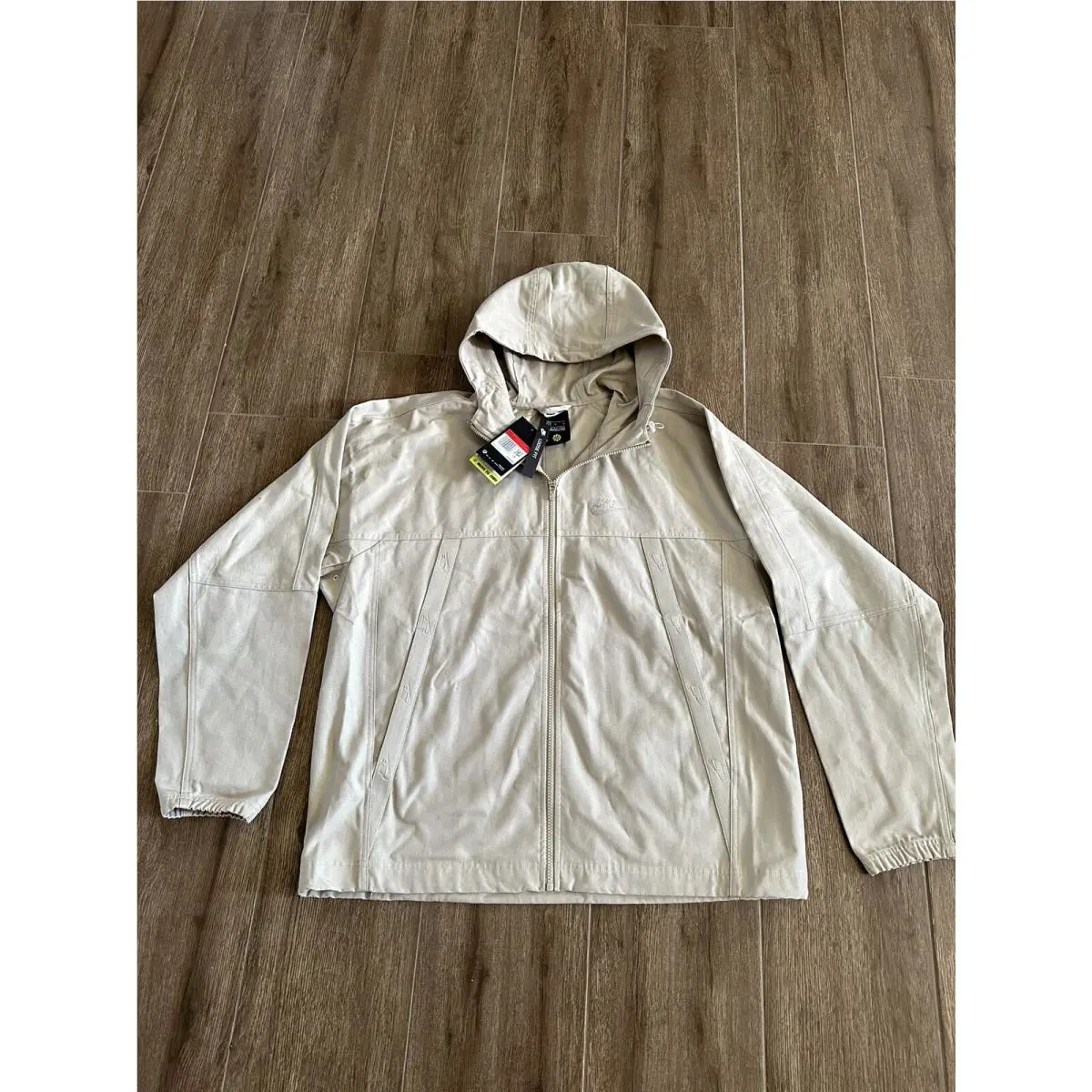 Nike clothing - Sportswear - Sportswear - Stone (UPC: 0194956115328) 3