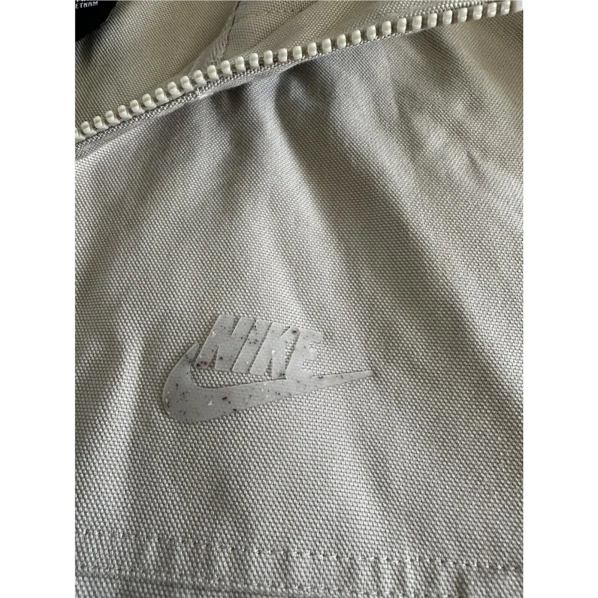 Nike clothing - Sportswear - Sportswear - Stone (UPC: 0194956115328) 6