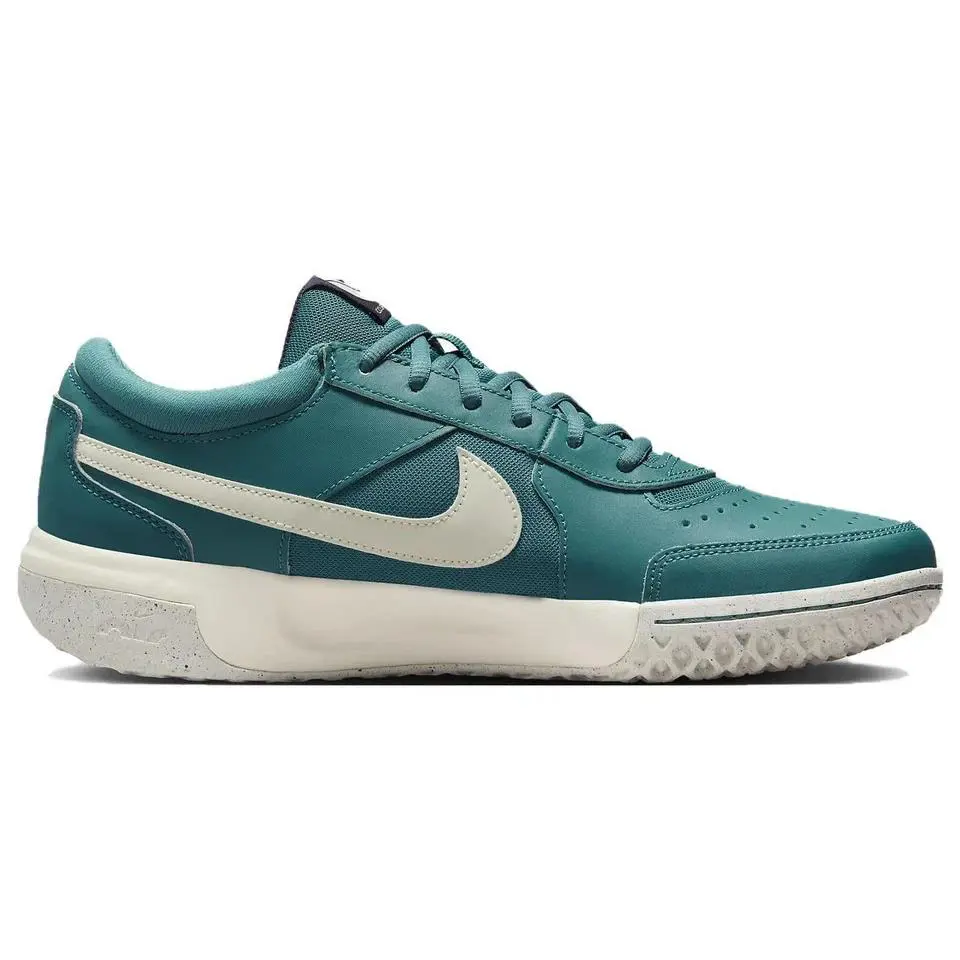Nike Size 7 - Nikecourt Zoom Lite 3 HC Mineral Teal - Blue