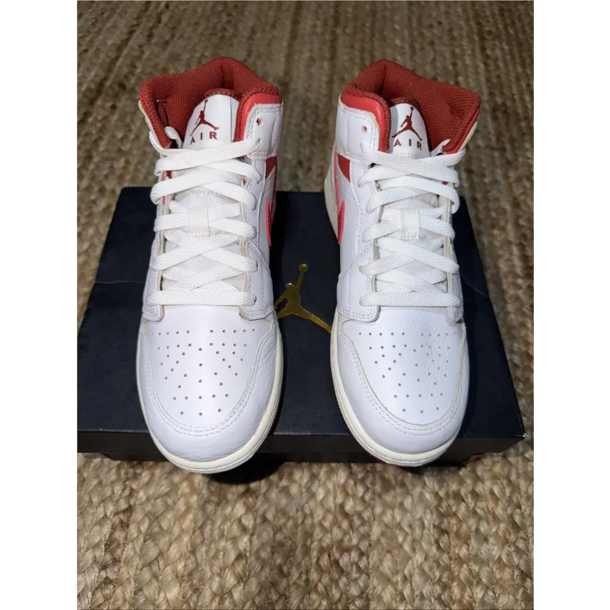 Nike shoes - Air Jordan 1 Mid SE - FJ3464-160 - White 3