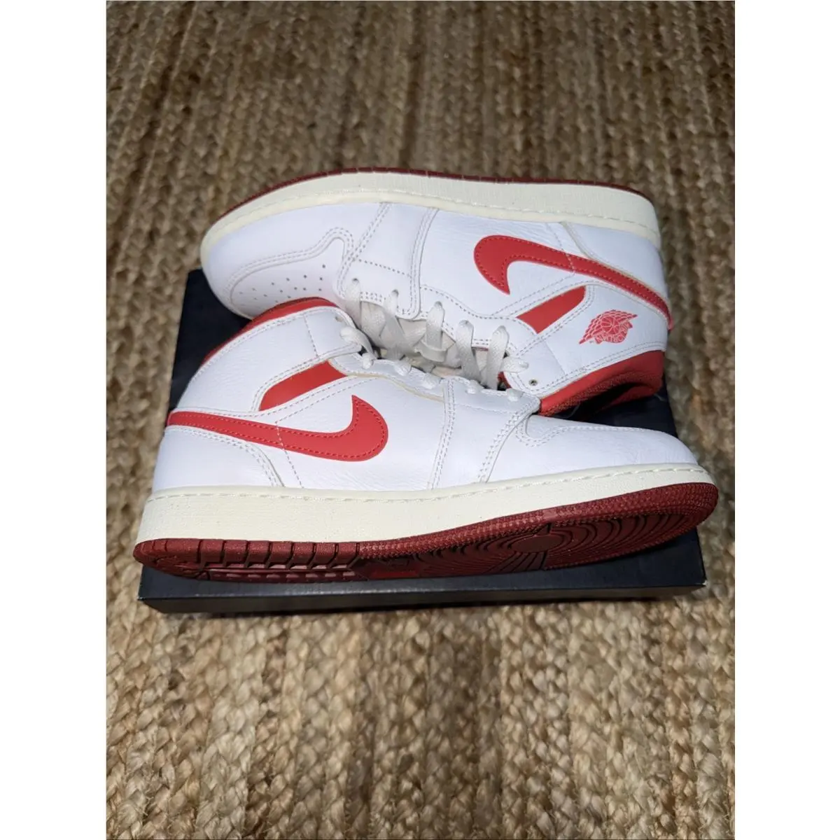 Nike shoes - Air Jordan 1 Mid SE - FJ3464-160 - White 4