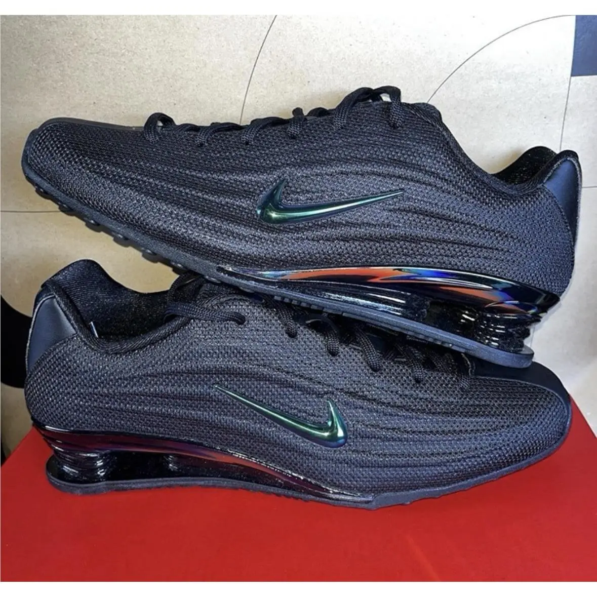 Nike Shox Z SE Black Iridescent Nby IM6051-001 Women`s Size 6 US