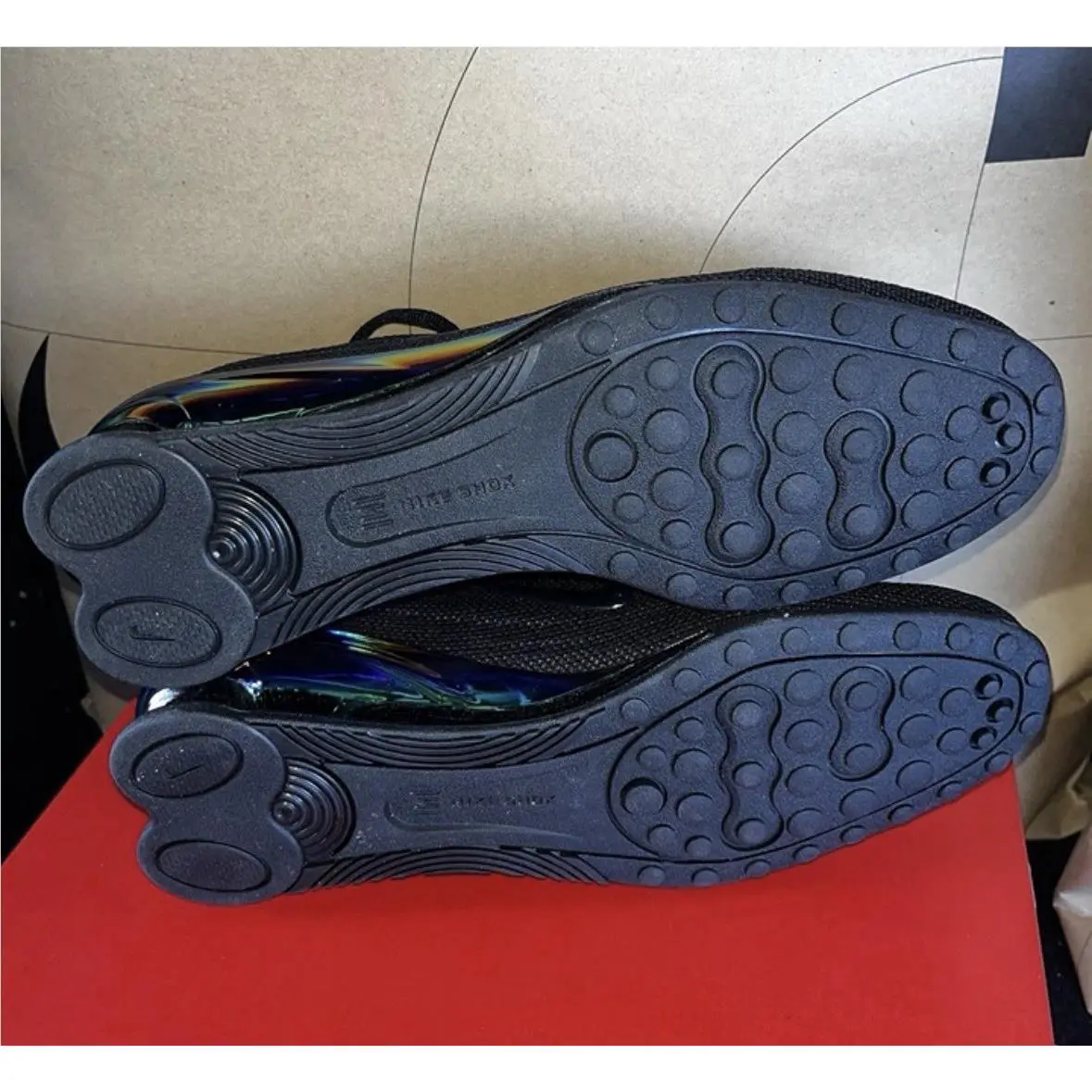 Nike shoes - Nike Shox - Shox - IM6051-001 - Black 3
