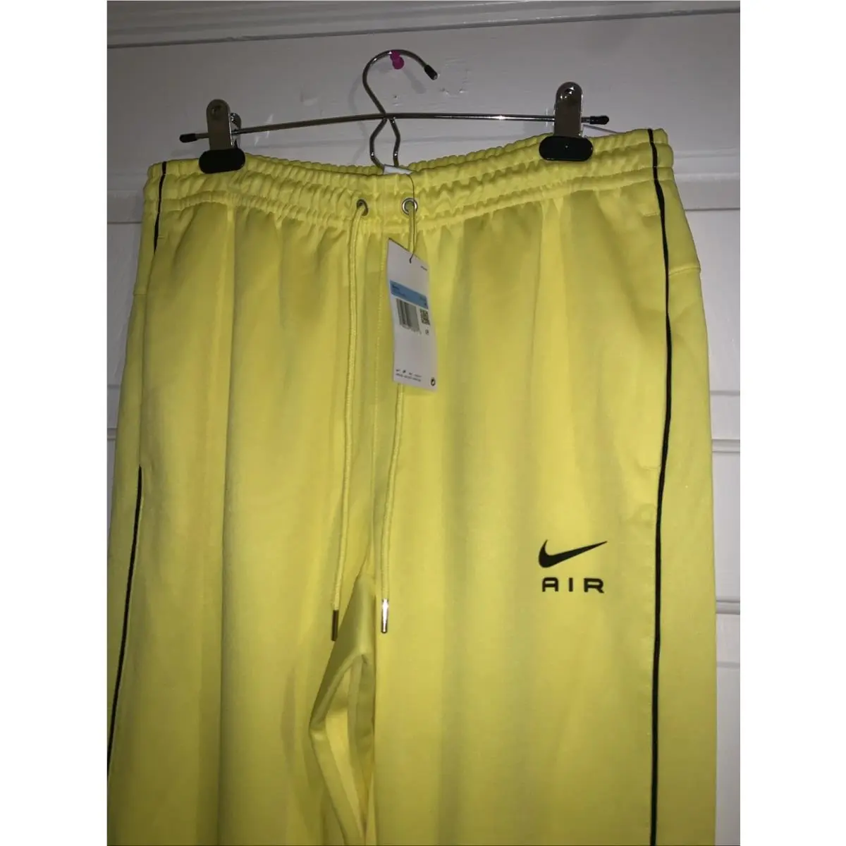 Nike clothing - Yellow 1