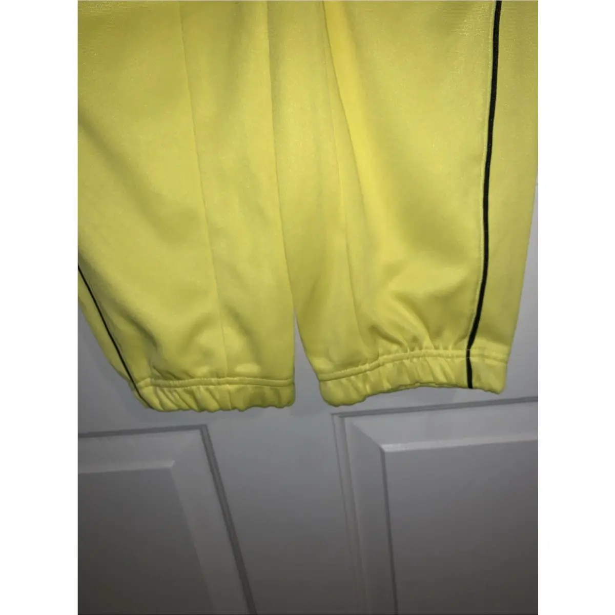 Nike clothing - Yellow 3