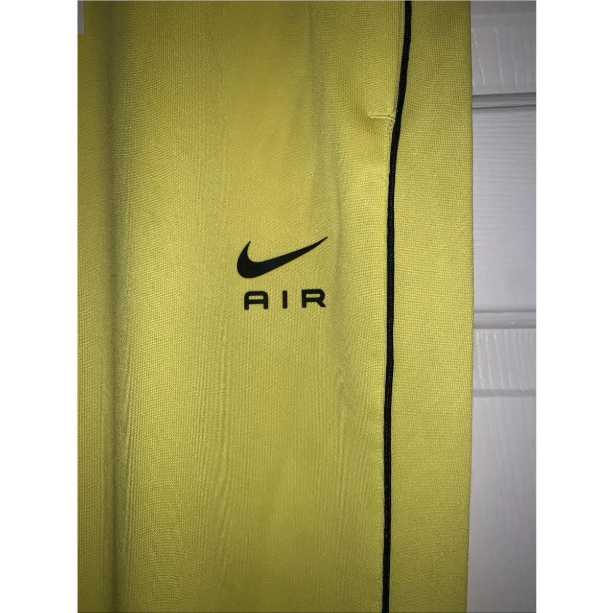 Nike clothing - Yellow 4