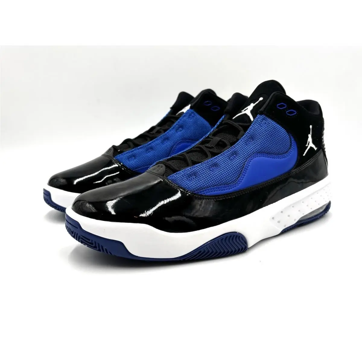 Nike Air Jordan Max Aura 2 Basketball Shoe Black/white/game Royal Size 11 - Black