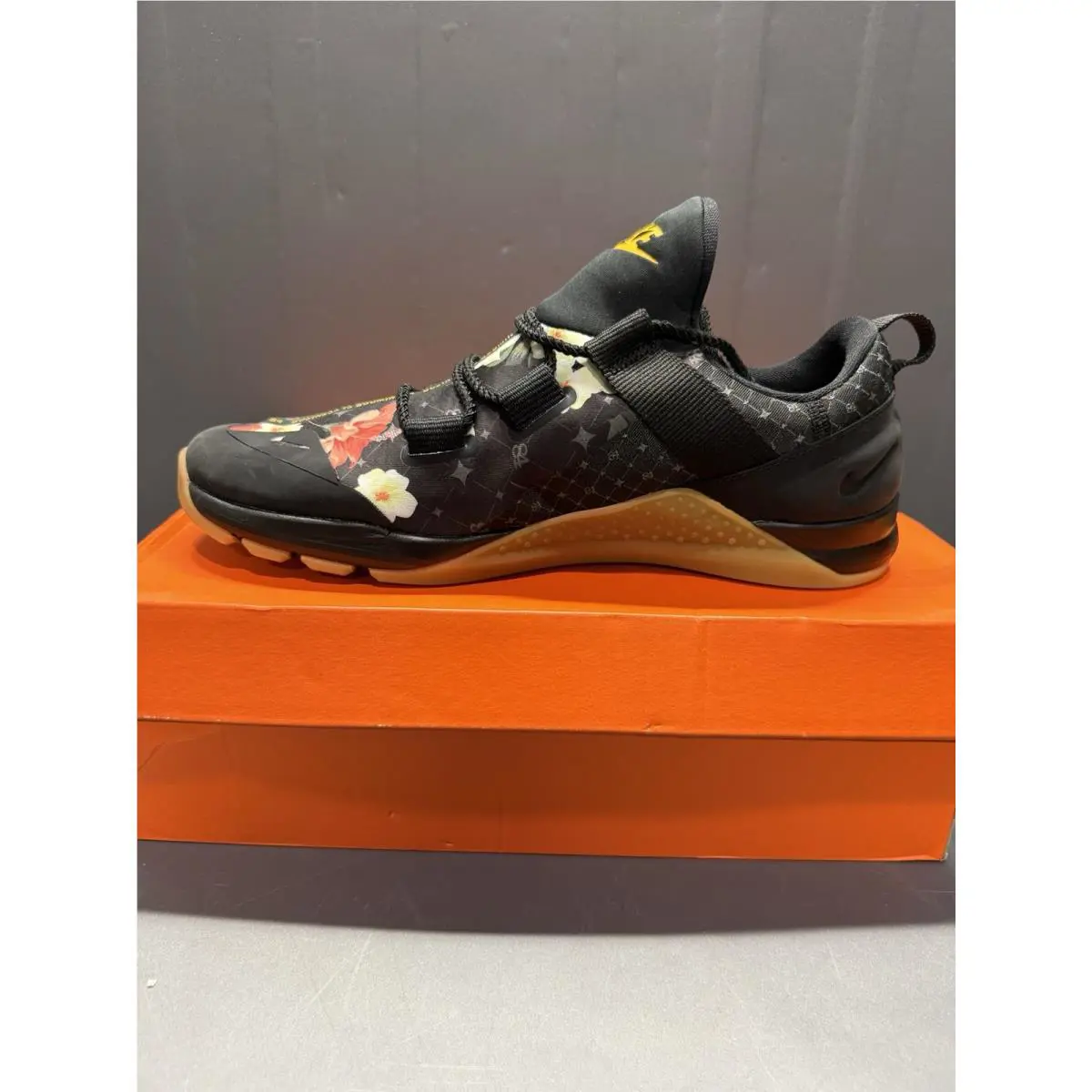 Nike shoes - Nike Tech - Tech - AV6256-071 - Brown 3