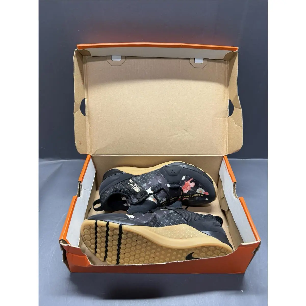 Nike shoes - Nike Tech - Tech - AV6256-071 - Brown 5