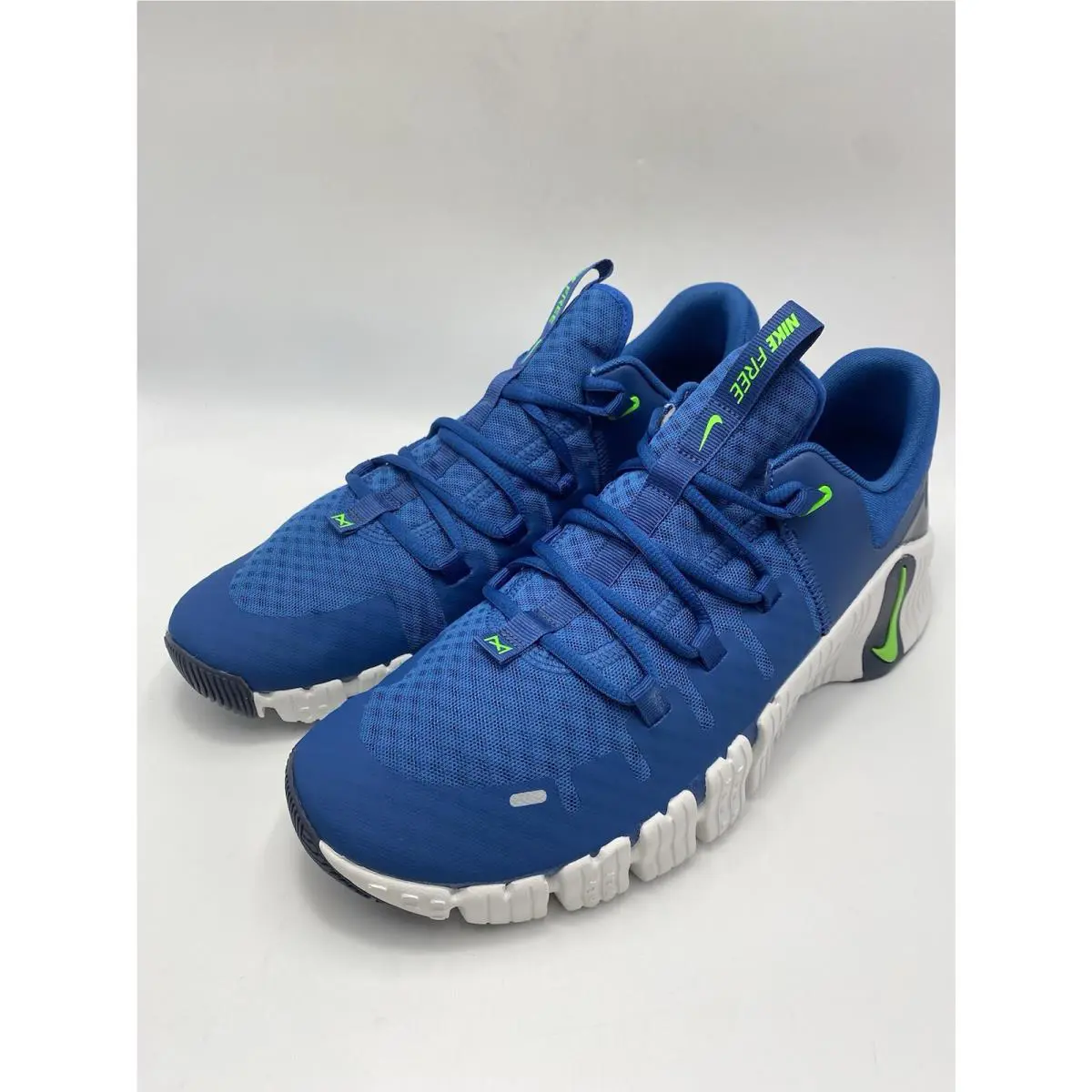 Nike shoes - Green 2