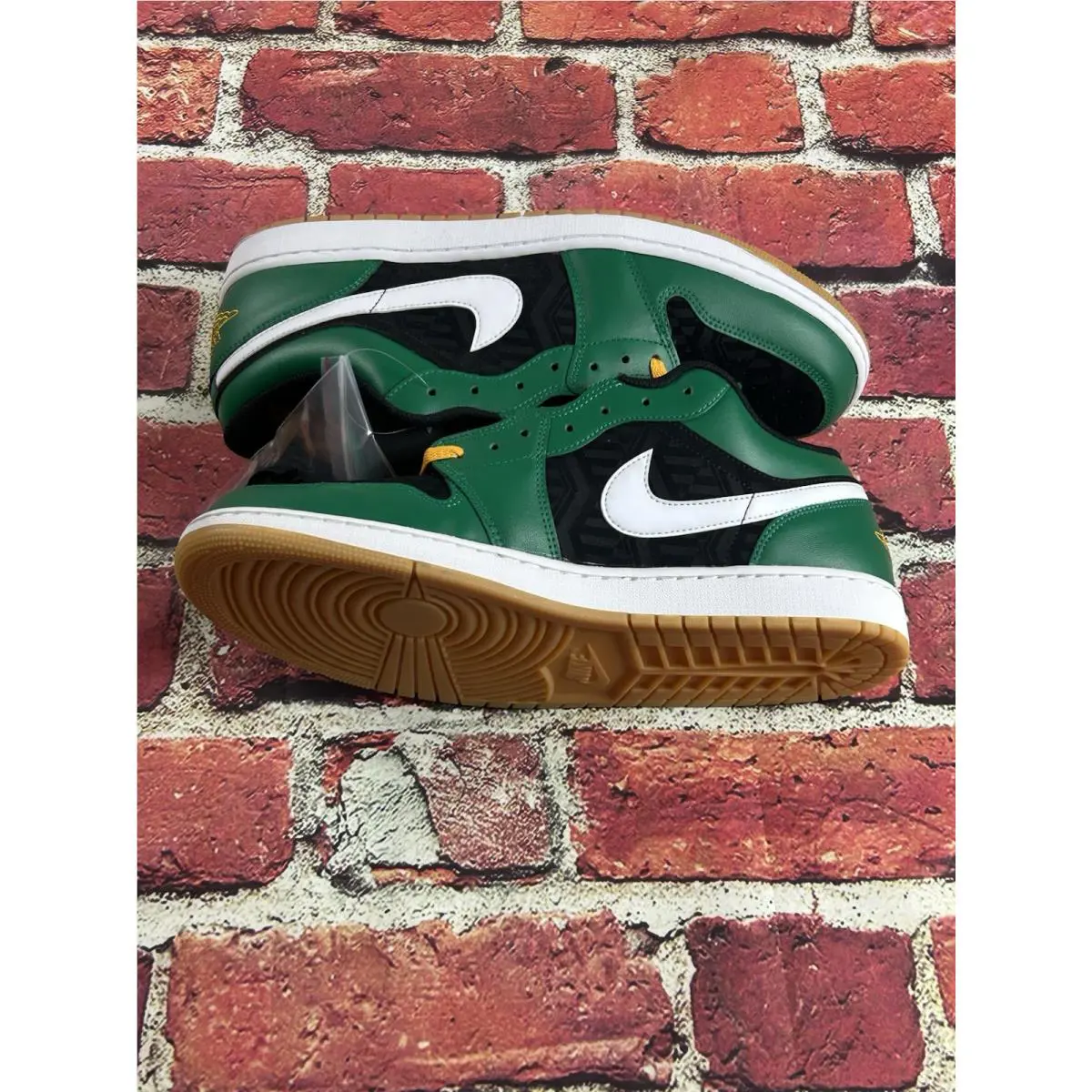 Nike shoes - Nike Air Jordan 1 - Air - DQ8422-300 - Green 8