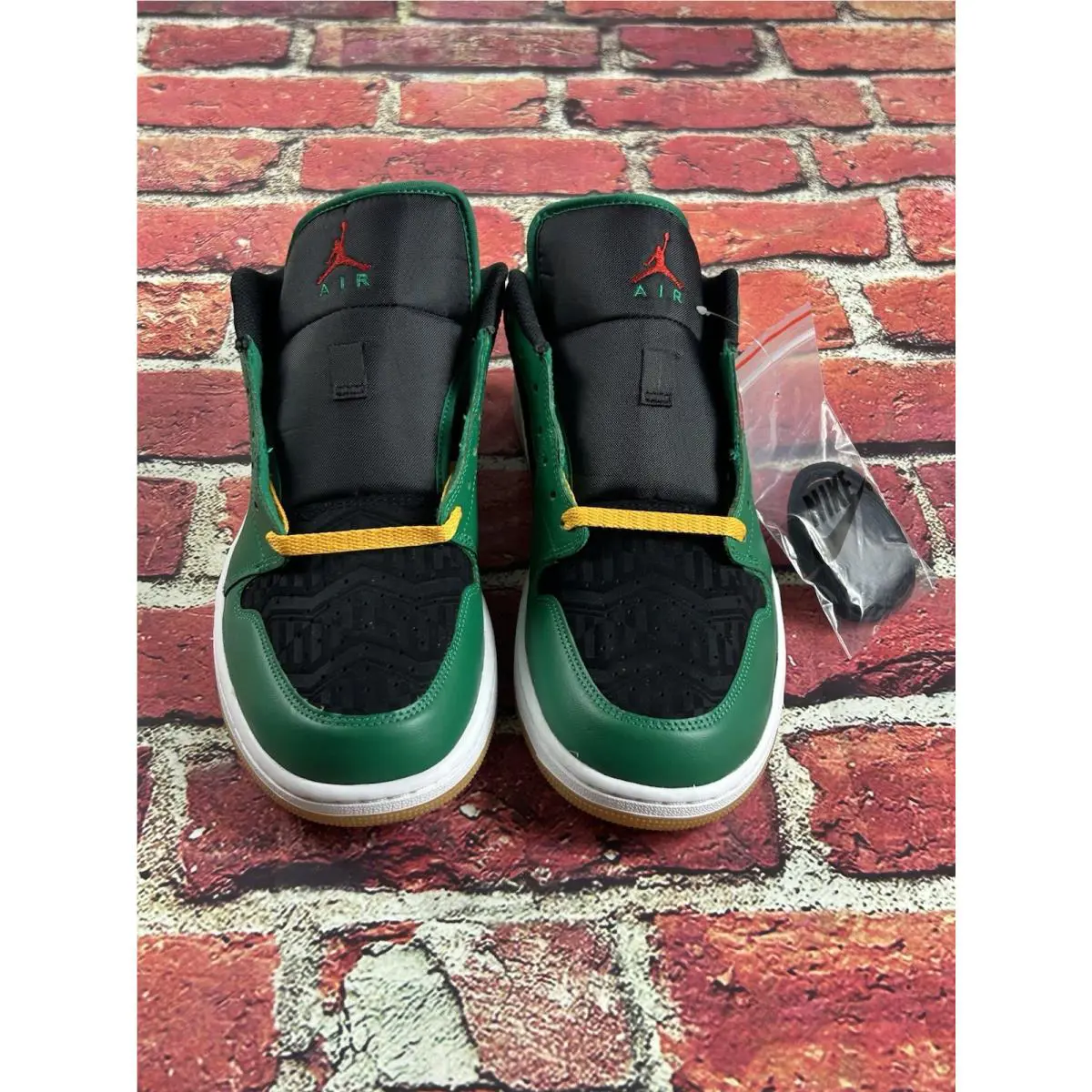 Nike shoes - Nike Air Jordan 1 - Air - DQ8422-300 - Green 0