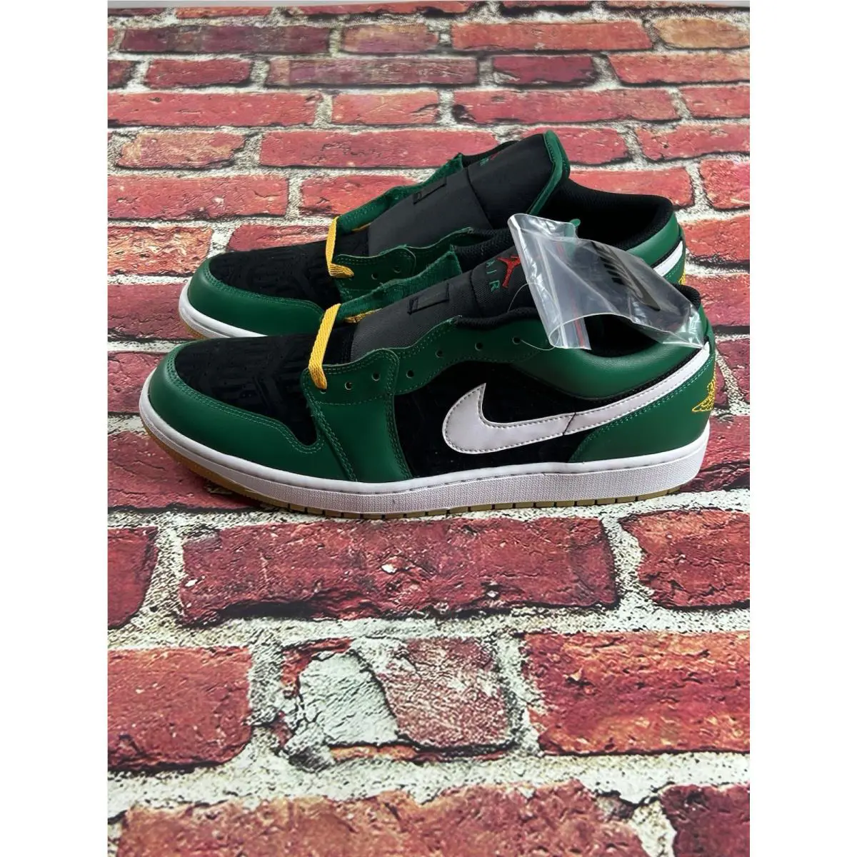Nike shoes - Nike Air Jordan 1 - Air - DQ8422-300 - Green 2
