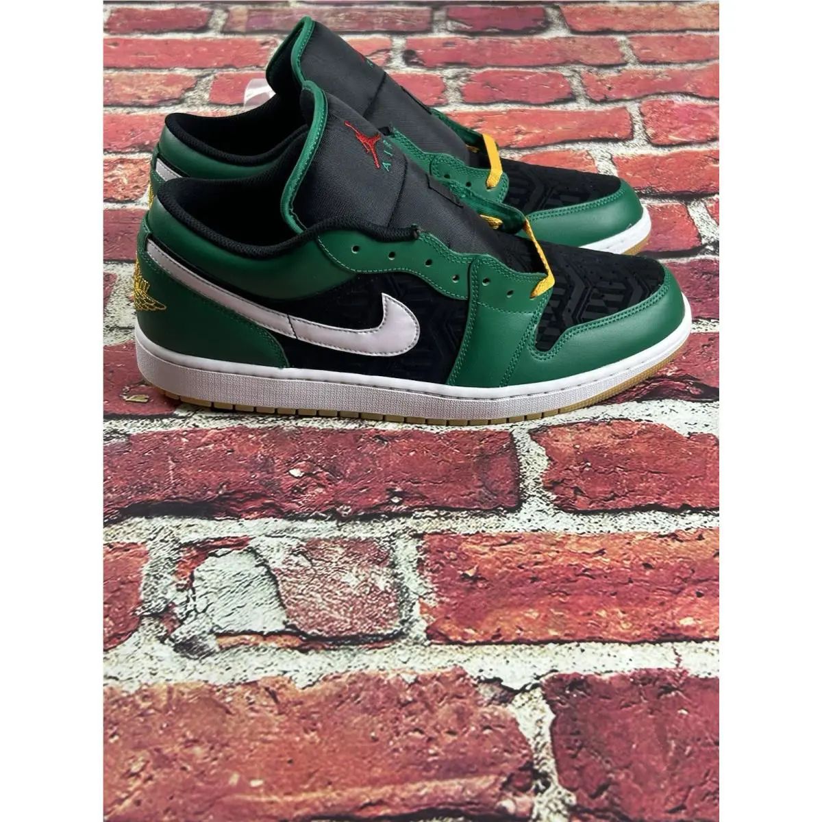 Nike shoes - Nike Air Jordan 1 - Air - DQ8422-300 - Green 4