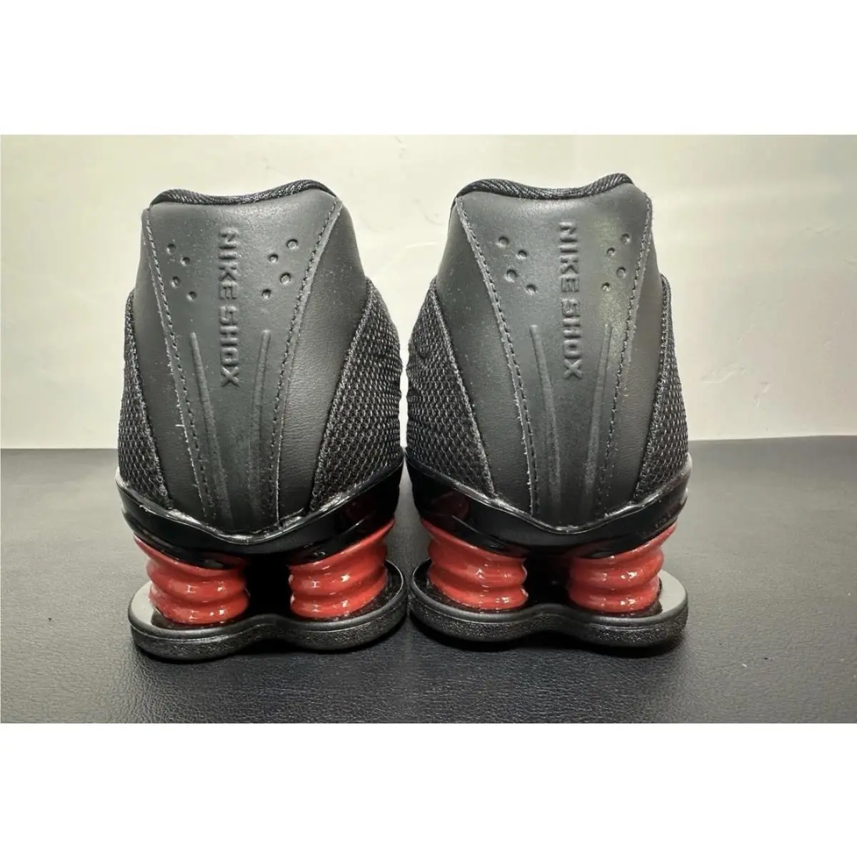 Nike shoes - Nike Shox Z - Shox - HQ7540-002 - Black, Manufacturer: Black/University Red 2