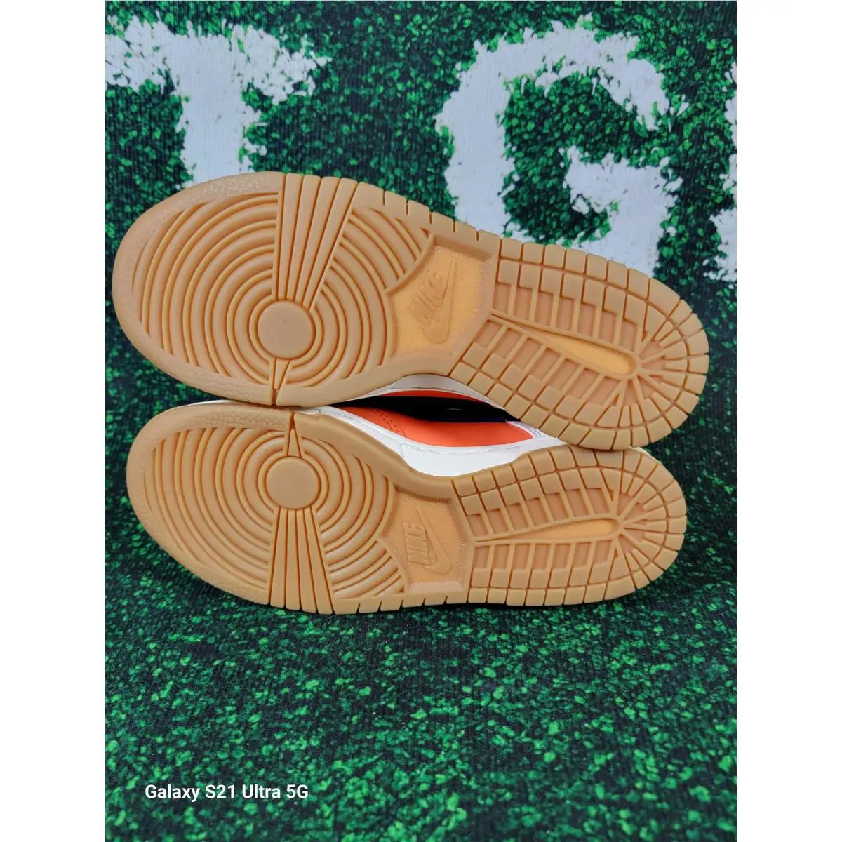 Nike shoes - Orange 2