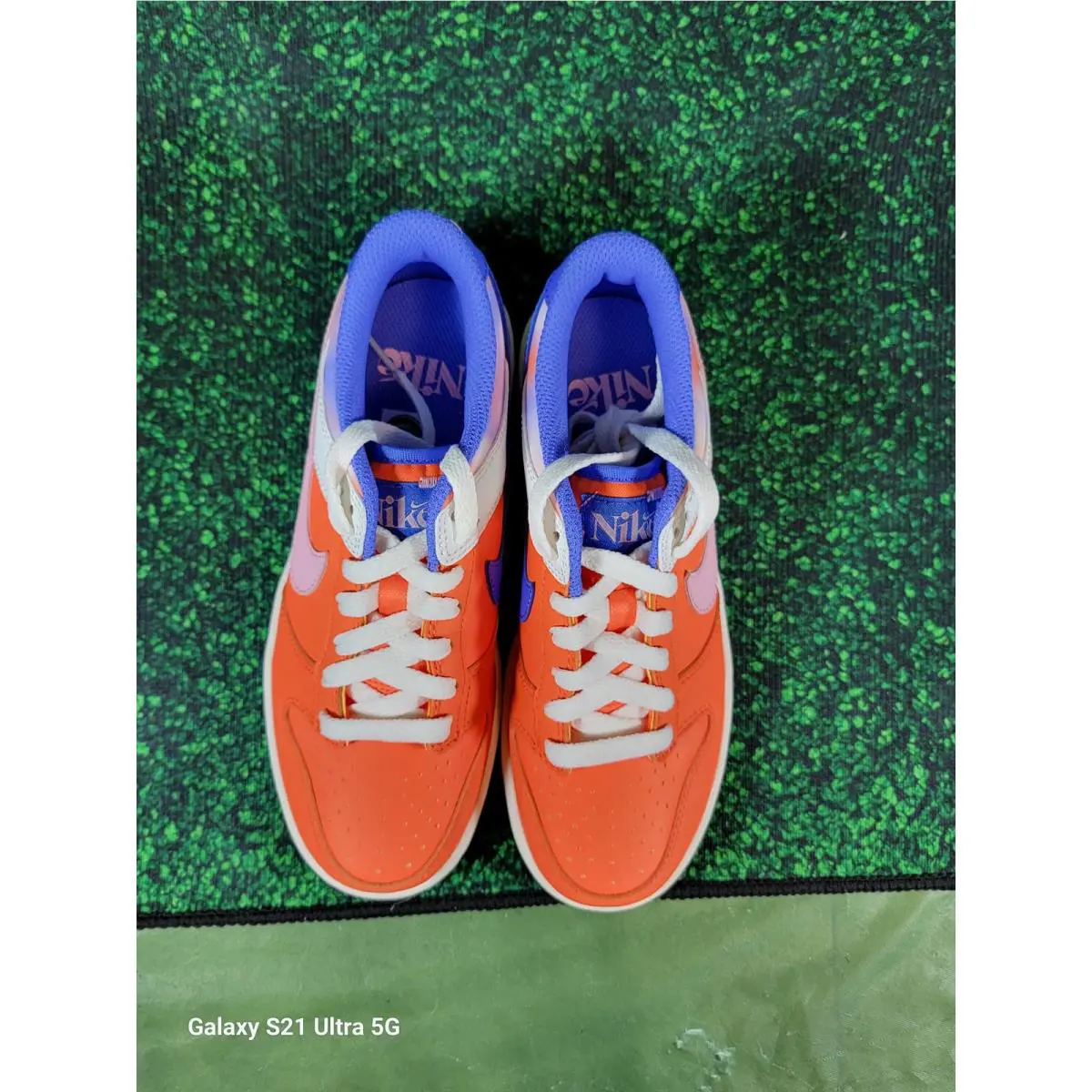 Nike shoes - Orange 3