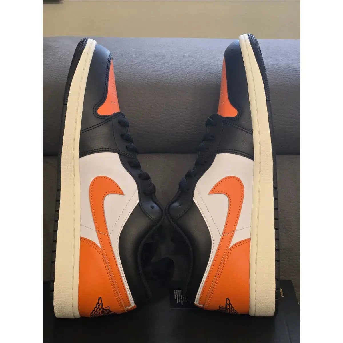 Nike shoes - Orange 3
