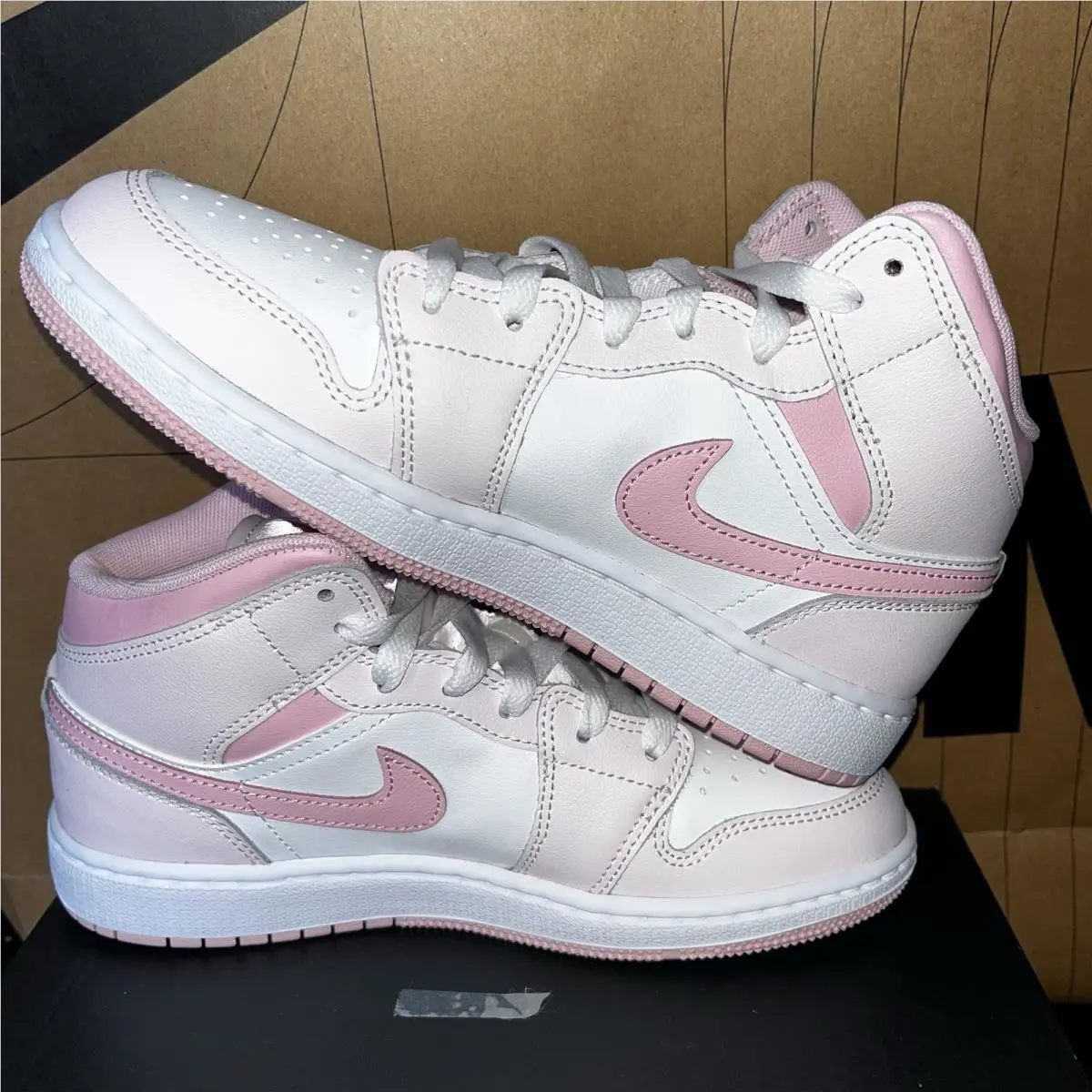 Nike shoes - Jordan Air 1 Mid GS - DQ8423-600 - Multicolor 1