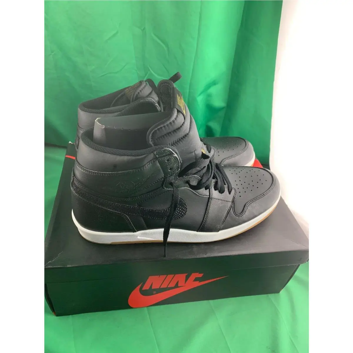 Nike shoes - Black/Militia Green-White 0