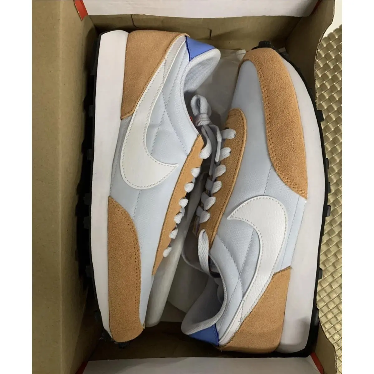 Nike Daybreak Womens Football Grey Size 6.5