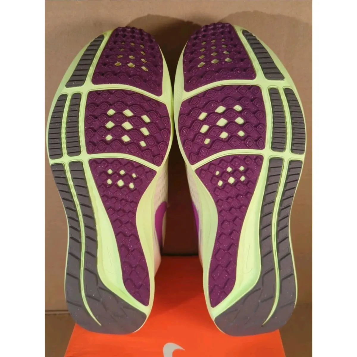 Nike shoes - Nike Air Zoom Pegasus 39 - lightorewood, Manufacturer: Light Orewood Brown/Sail/Barely Volt/Red Plum (UPC: 195868934885) 4