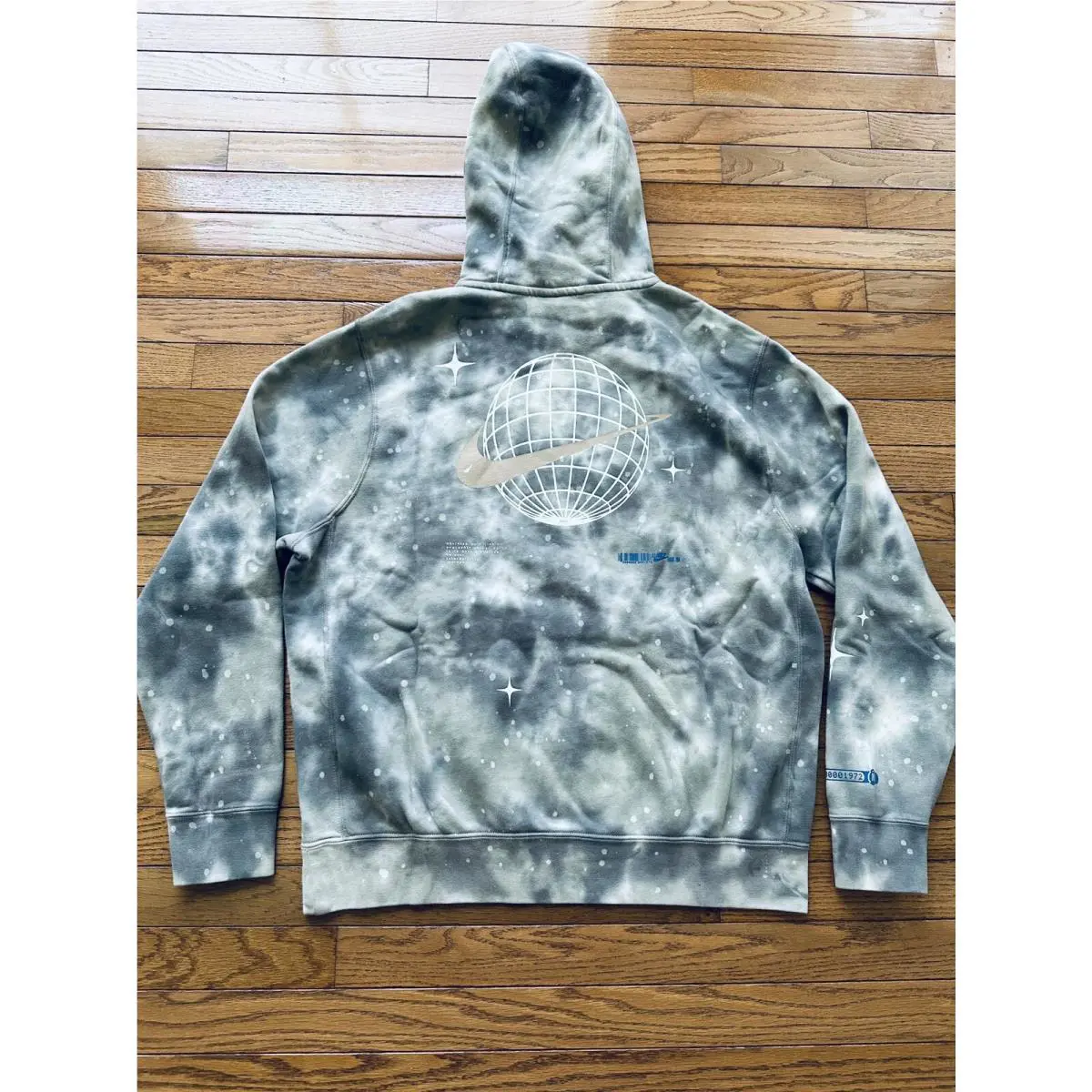 Nike clothing - Multicolor (UPC: 0196156241180) 5