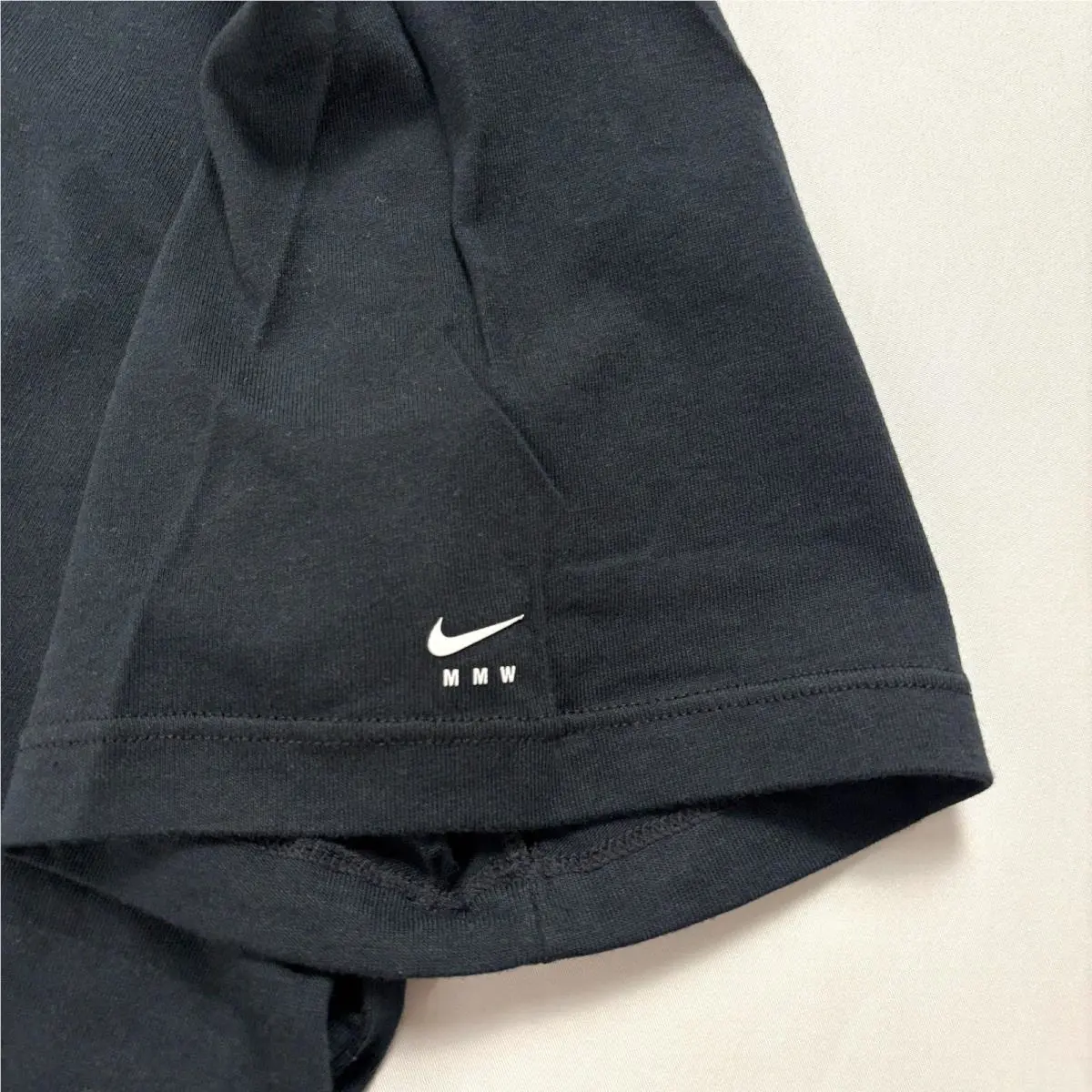 Nike clothing - CT1044010 - CT1044010 - Black (UPC: 193658612005) 3