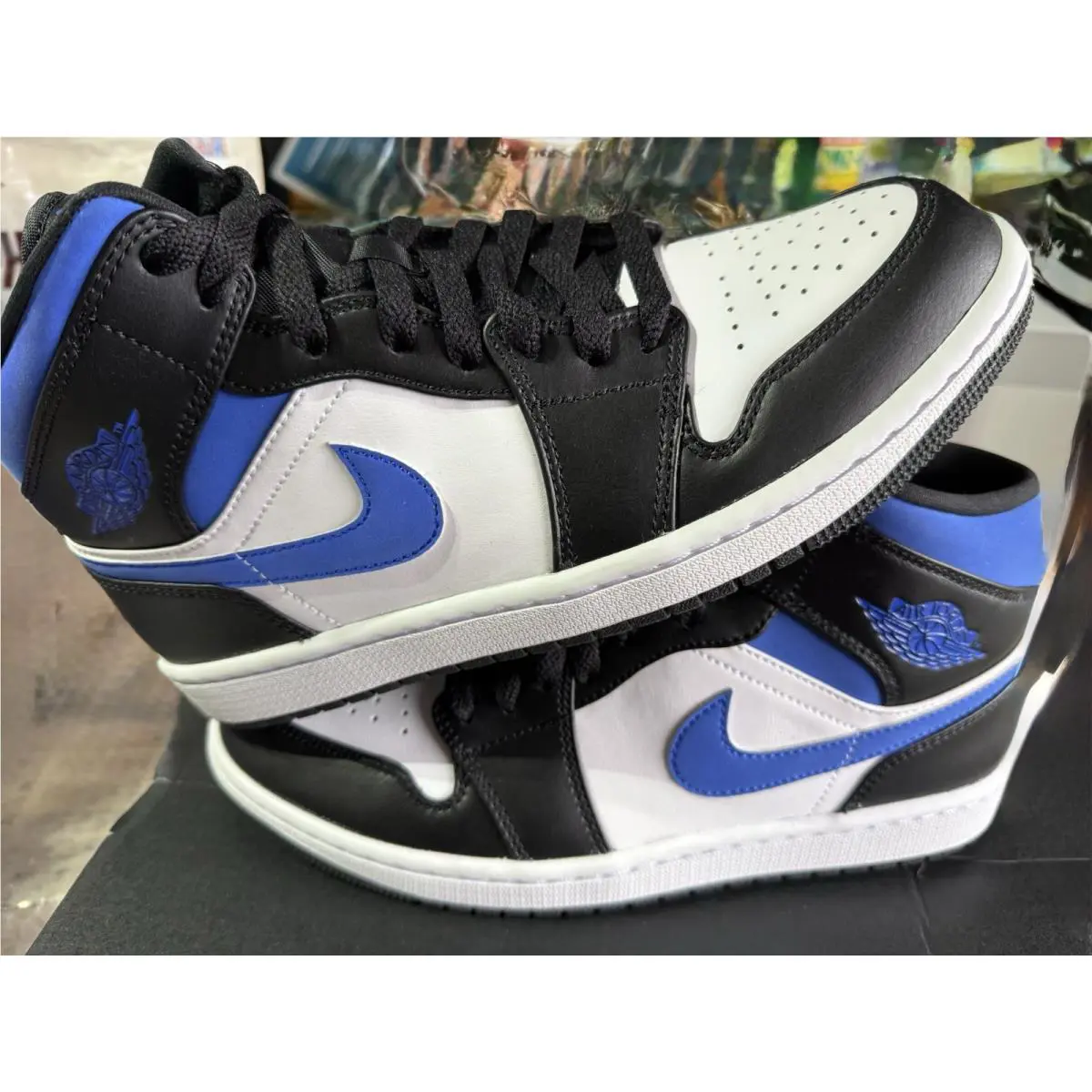 Nike shoes - Jordan 1 Mid - Mid - White/Blue-Black (UPC: 0195238866624) 4