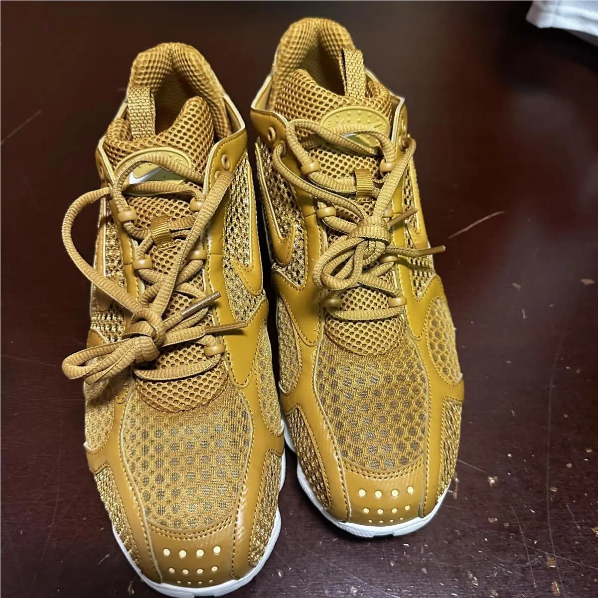 Nike shoes - Brown 0
