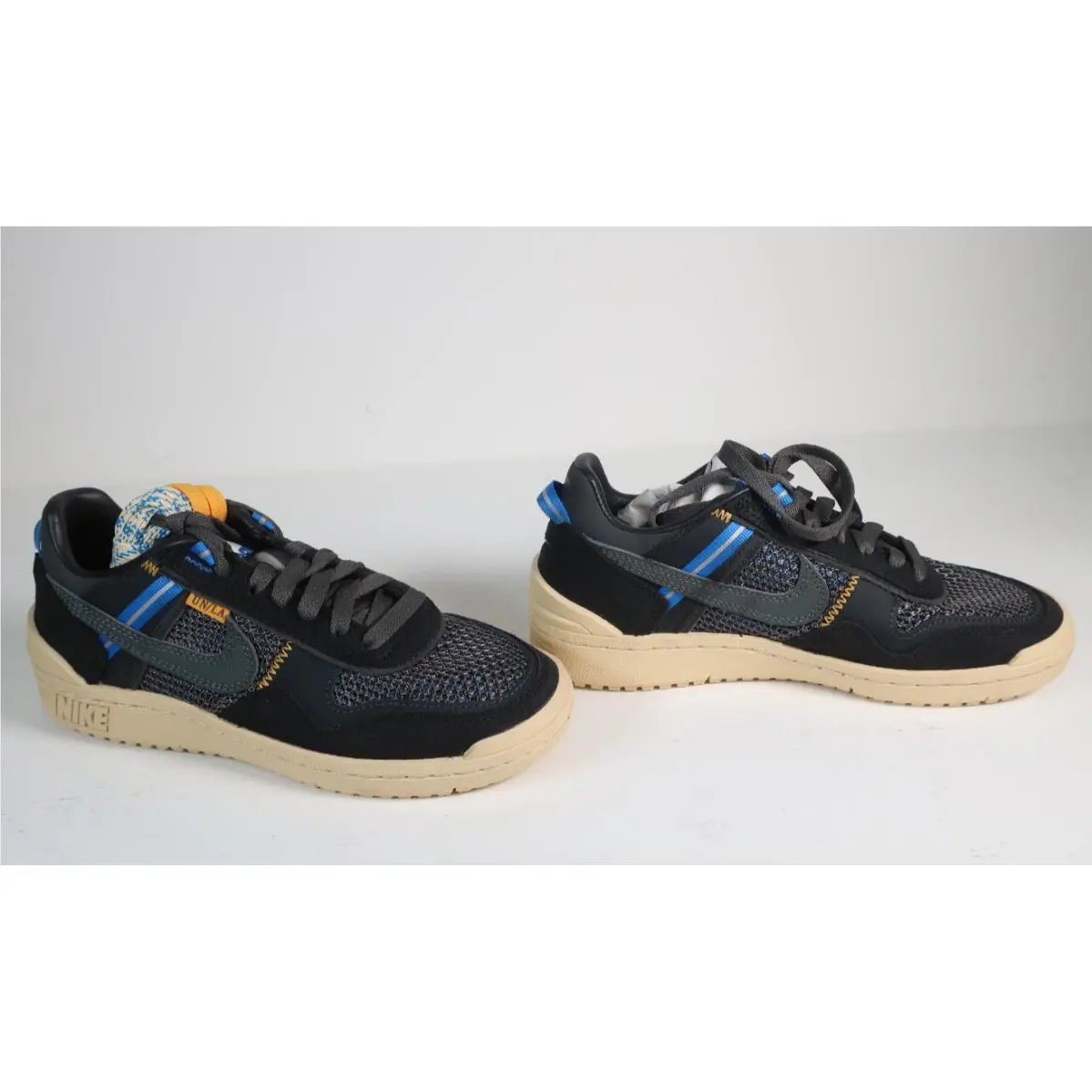 Nike shoes - Black 1