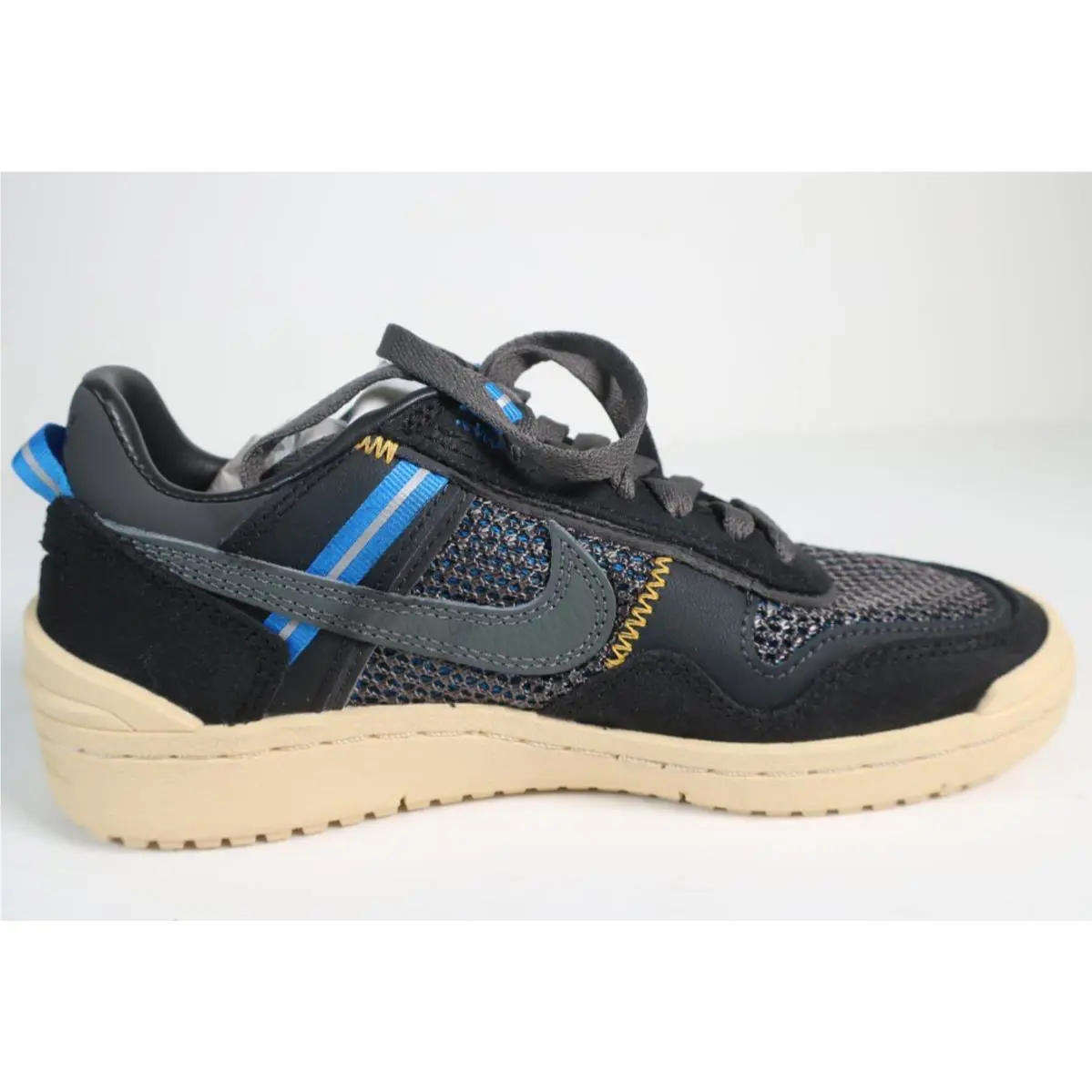 Nike shoes - Black 2