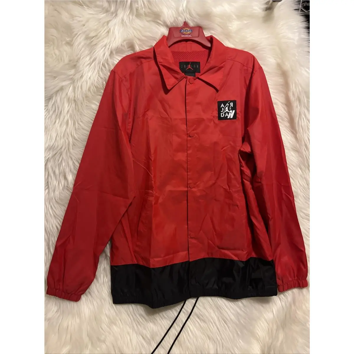 Nike Men`s Air Jordan Legacy AJ 4 Coaches Snaps Jacket CI0253-657 Large