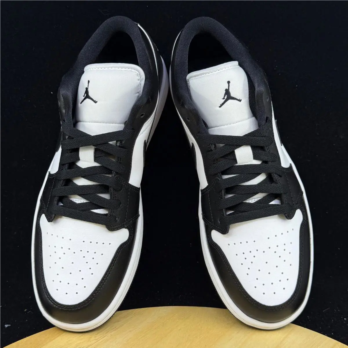 Nike shoes - Black 5