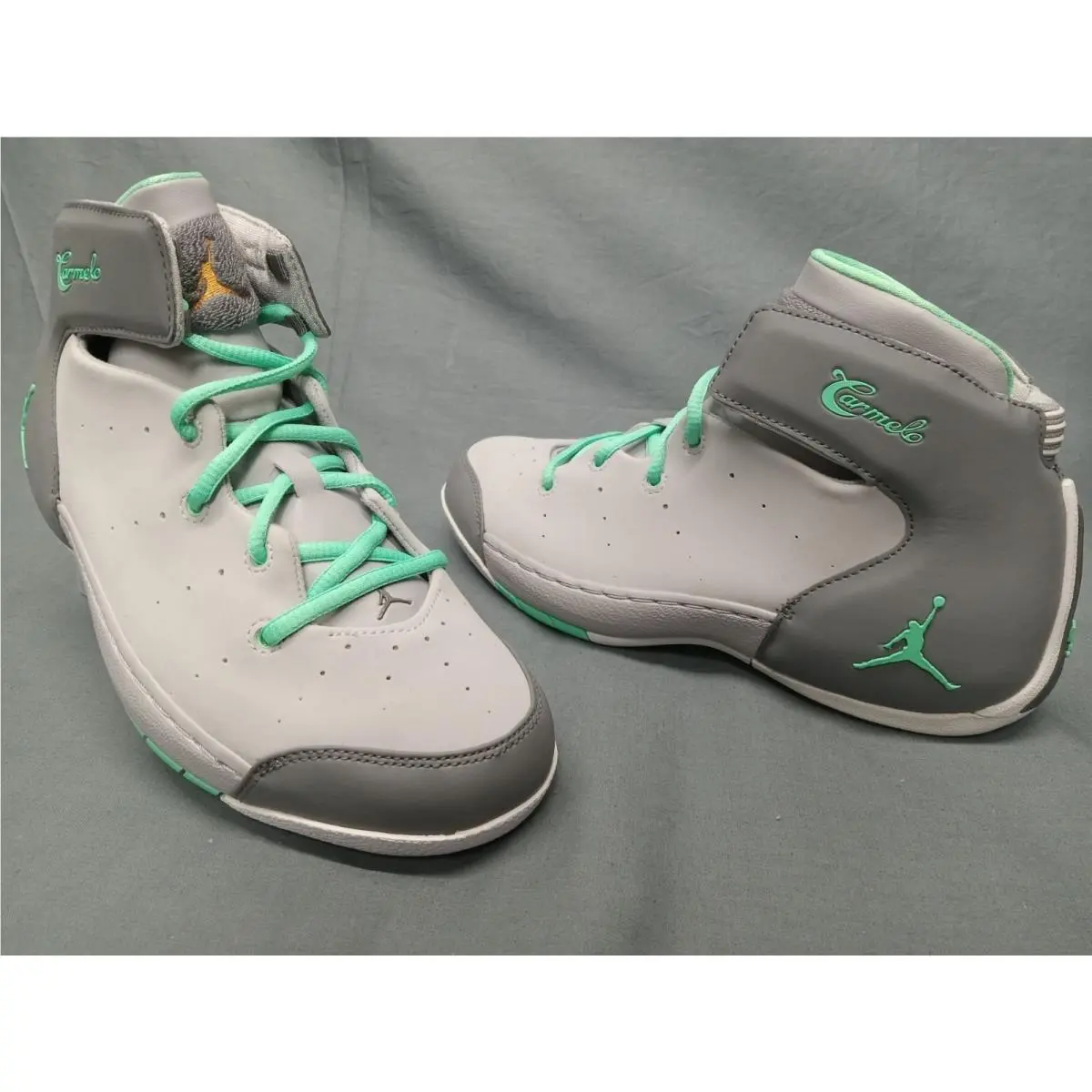 Nike Boys Jordan Melo 1.5 BG Sneakers Wolf Grey Green Glow Size 6.5