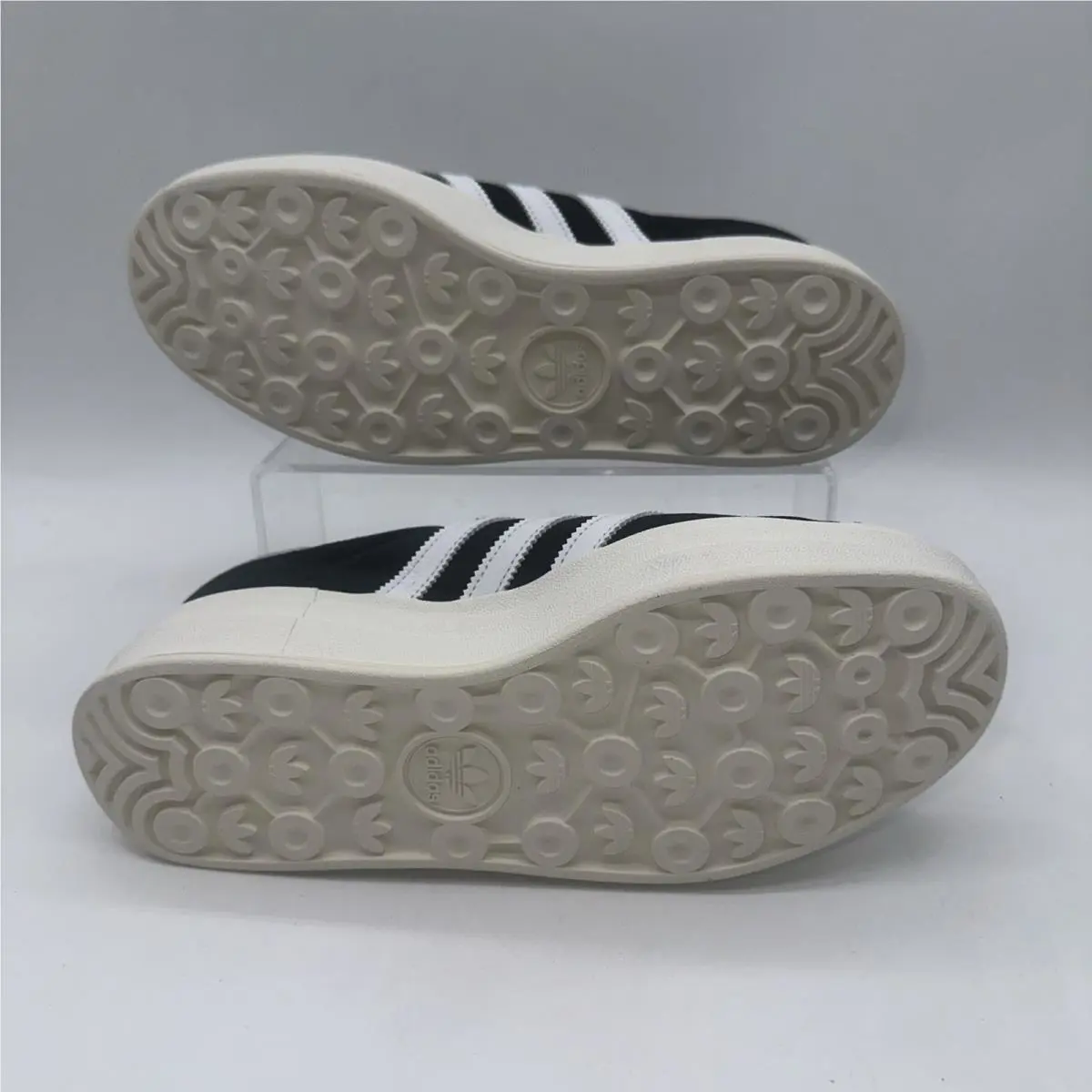 Nike shoes - adidas Originals Gazelle - adidas Originals Gazelle - Hq6912 - Black 1