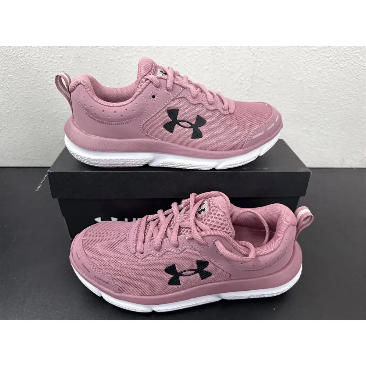 Under Armour Charged Assert 10 Pink/rose White Women Road Running Size 6.5 - Pink